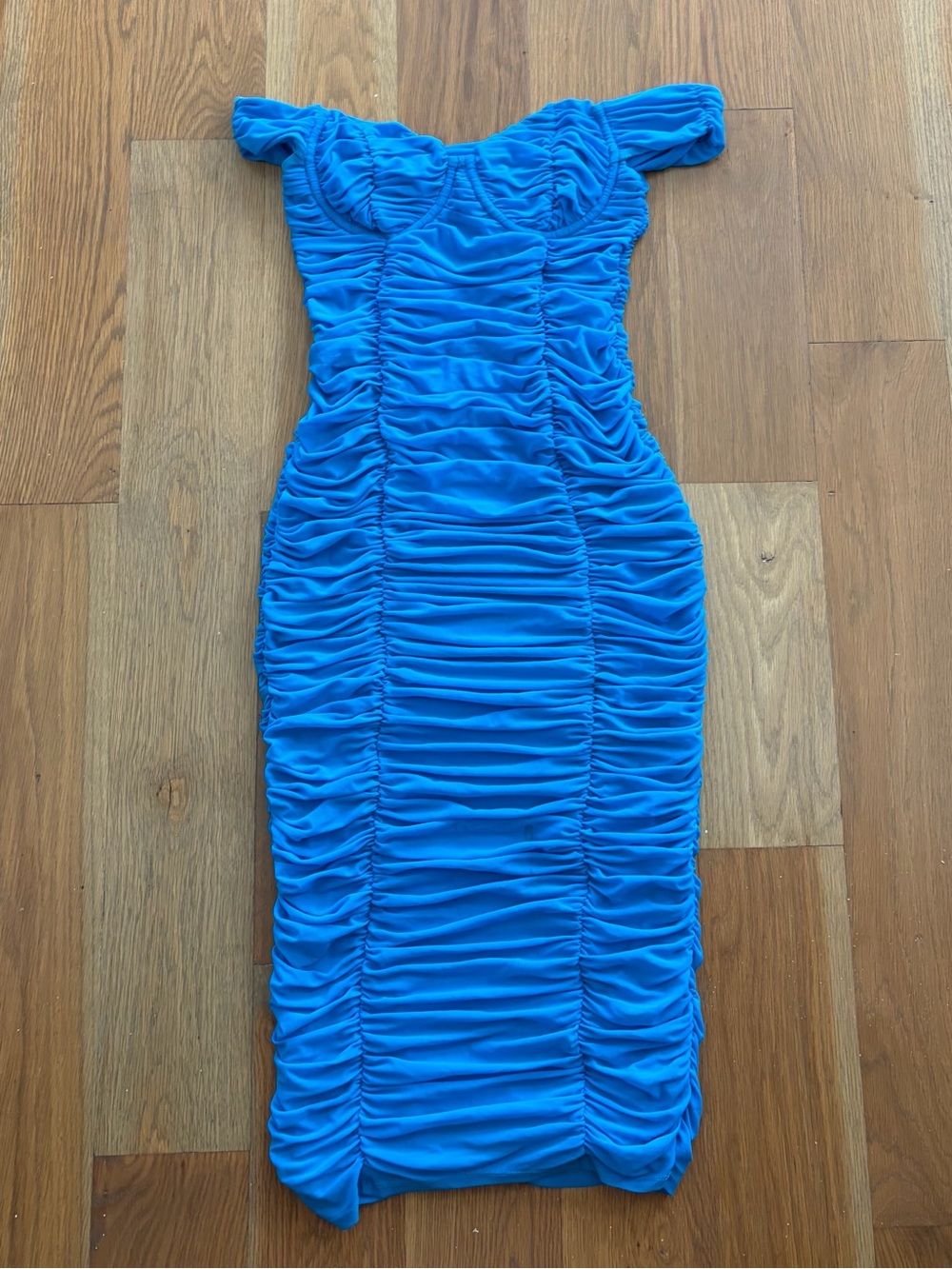 MAJORELLE Bright Blue Ruched Off-Shoulder Midi Dress